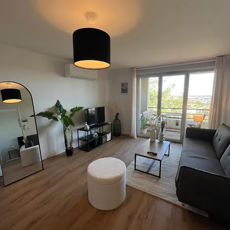 Le Balcon De Jeanne - T2 - Parking - Clim - Terrasse شقة *